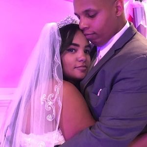 Meet your Posher, Loraine